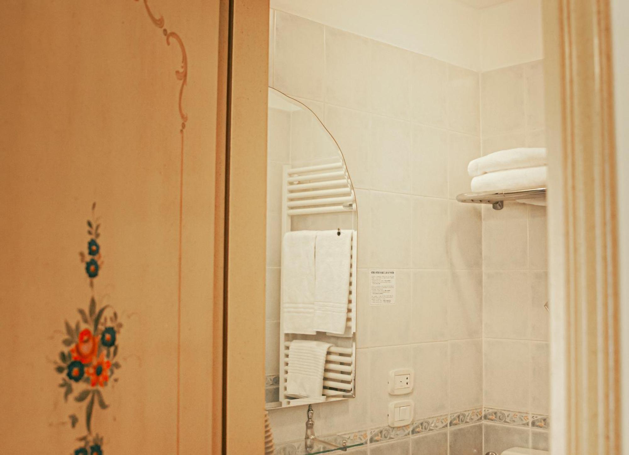 Hotel Villa Edera Lido di Venezia Bilik gambar