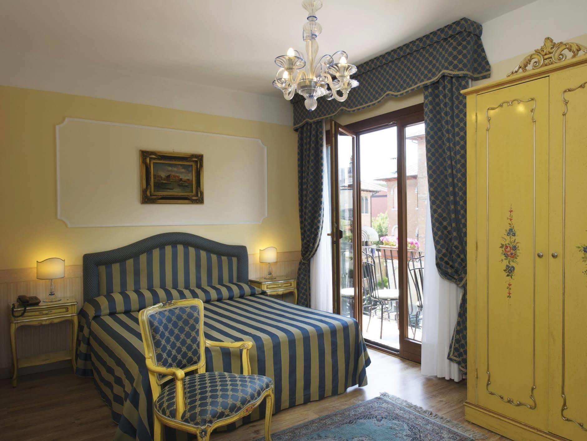 Hotel Villa Edera Lido di Venezia Luaran gambar