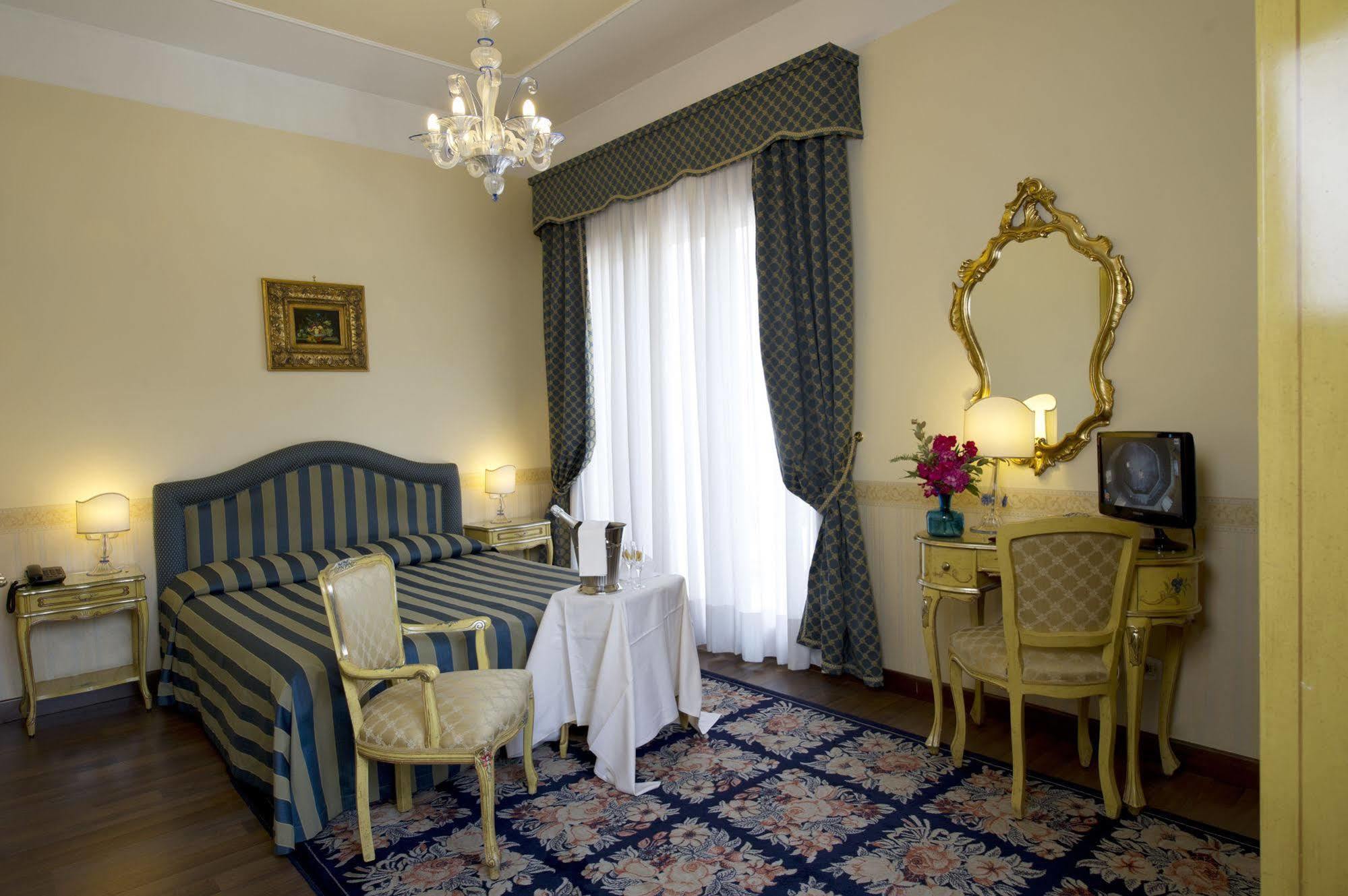 Hotel Villa Edera Lido di Venezia Luaran gambar